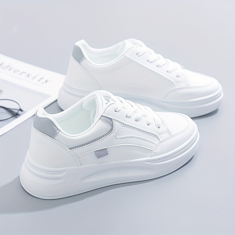 Zapatillas blancas chic de comodidad ligera