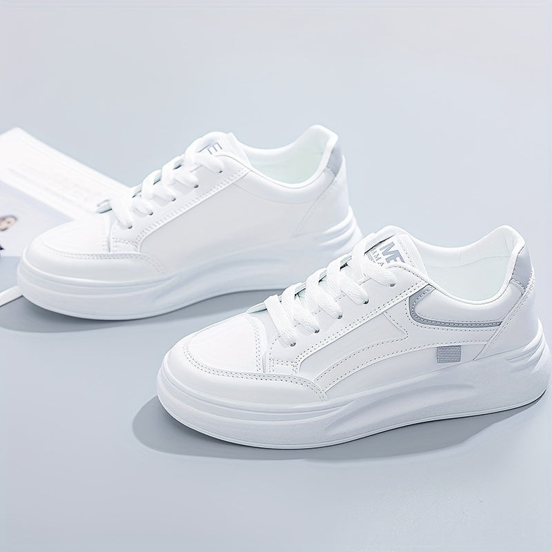 Zapatillas blancas chic de comodidad ligera