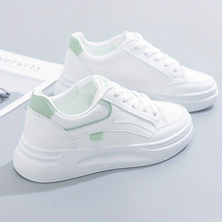 Zapatillas blancas chic de comodidad ligera